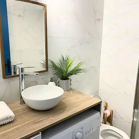 Charming Close To Tram A Palais De Justice Apartamento